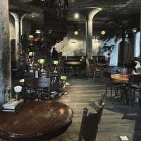 Mustang Blu Café