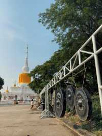 พระธาตุนาดูน พระธาตุศักดิ์สิทธิ์ คู่เมืองมหาสารคาม