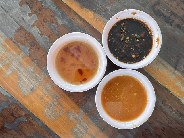 ข้าวมันไก่ชุมนุมไทย บุรีรัมย์
