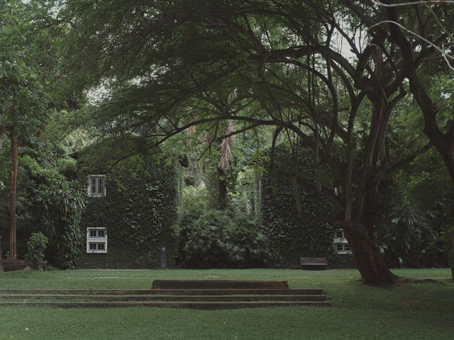 คาเฟ่สุดวินเทจกลางสวนเขียว “โรงบ่ม เก๊าไม้ล้านนา” 