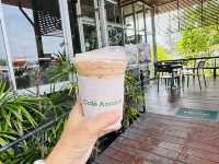 คาเฟ่ อเมซอล ปั๊ม ปตท. เก้าเส้ง