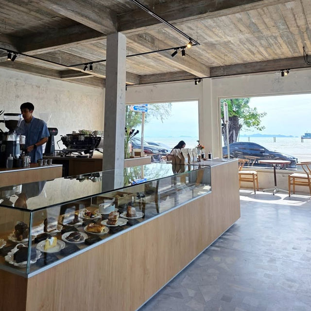 Lot Café Samui 