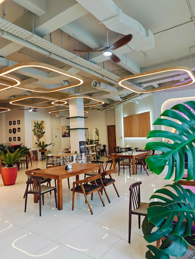 Plant-Powered Plates & Artisan Brews-Botanic Style