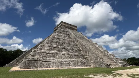 Chichen Itza Ruins — traveler post in Chichen Itza
