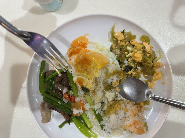 ร้านอาหารคุณณต้น จุดพักรถทับสะแก