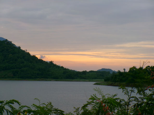 ที่เที่ยวฮิวใจ..เขื่อนคลองพระพุทธ