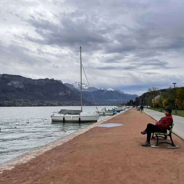 Annecy เมืองแห่งสายน้ำและทะเลสาบของฝรั่งเศส