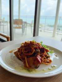 【教えたくない】前菜・パン・ドリンク食べ放題！古宇利島の絶景ランチが想像以上だった