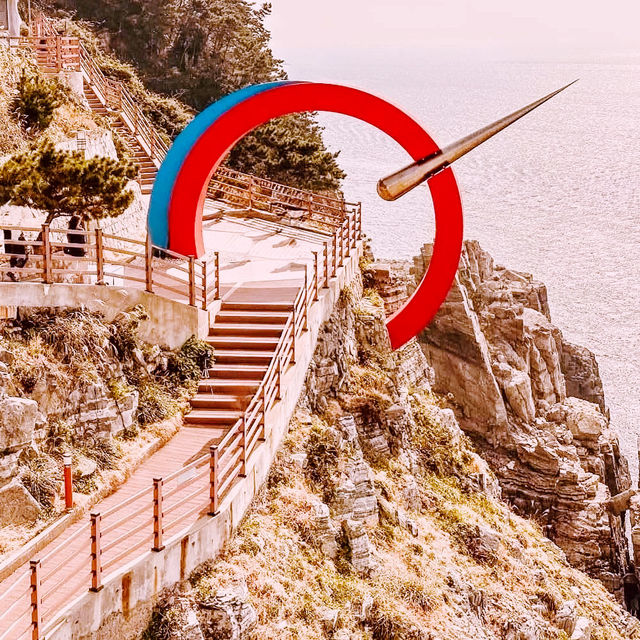 Taejongdae: Busan’s Wild Coastal Majesty – A Solo Traveler’s Cliffside Adventure"** 🌊🗻