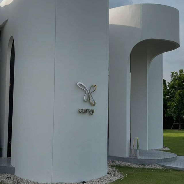  Curvy Dining – ร้านหรูเรียบเท่ใจกลางสุขุมวิท 