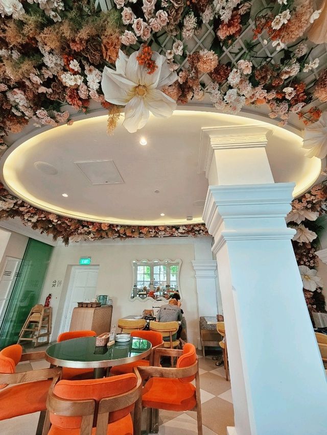 Colonial style cafe atop a hill