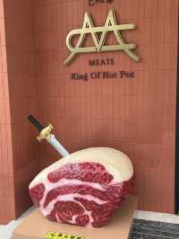 嗑肉火鍋太原店：澎湃上桌的肉片瀑布，嗑到爽快才算數！
