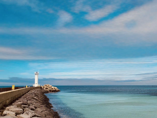 Ideal for Gentle Water Activities and Coastal Strolls