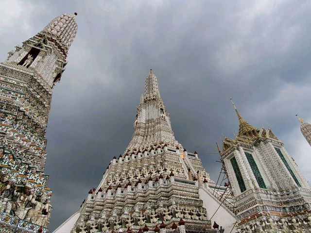 Wat Arun: Where Gods Grind Stars Into Porcelain And Tides Rewrite the River's Sky