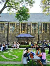 🎓🍁 Campus Tour of Canada’s #1 University – University of Toronto
