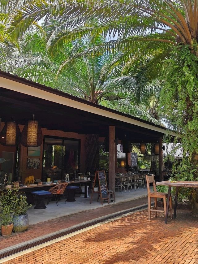 ร้านอาหารท้ายเหมือง 076 สโลว์ไลฟ์รสชาติที่จริงใจ