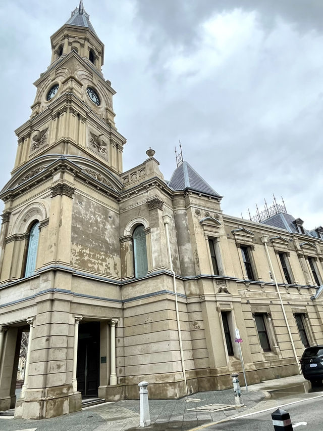 Timeless Beauty- Fremantle Street 