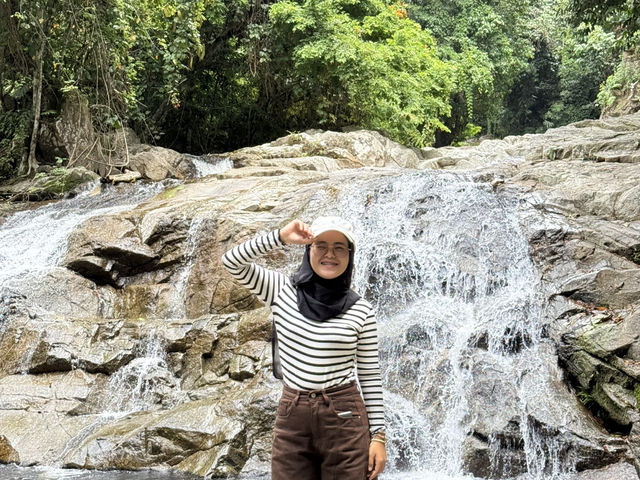 น้ำตกธารโต 🏞️