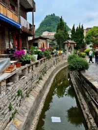Stepping Back in Time at Tianlong Tunbao