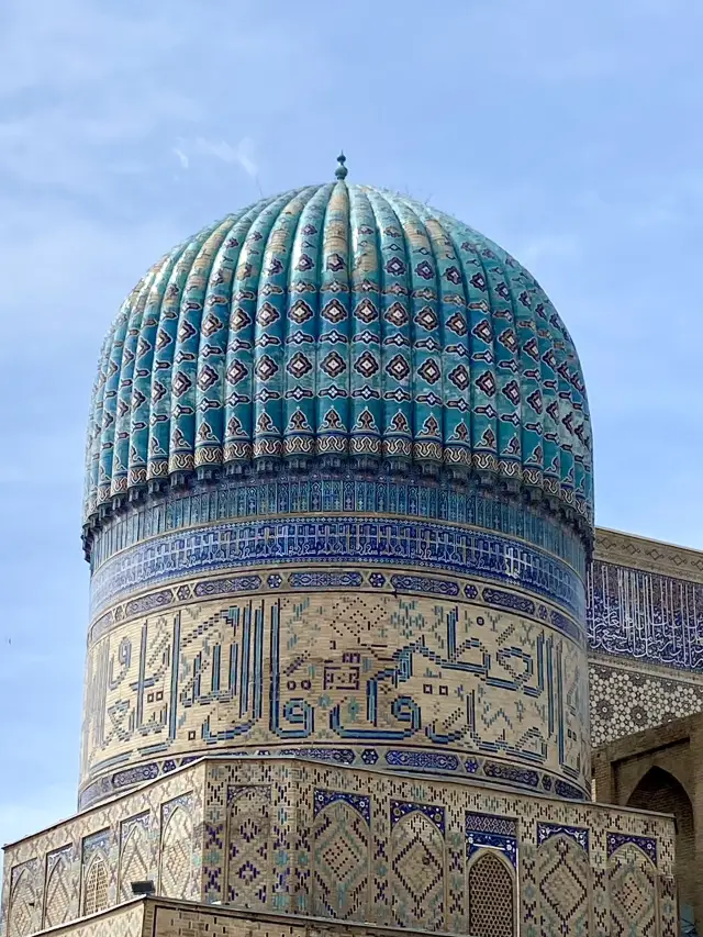 A Monument to Love and Devotion: Bibi-Khanym Mosque