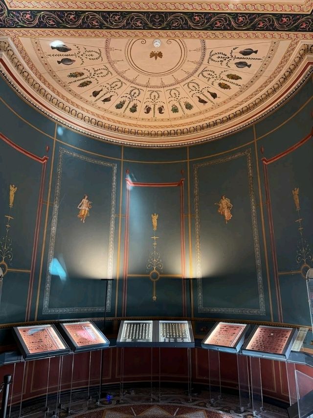 Exploring the Numismatic Museum