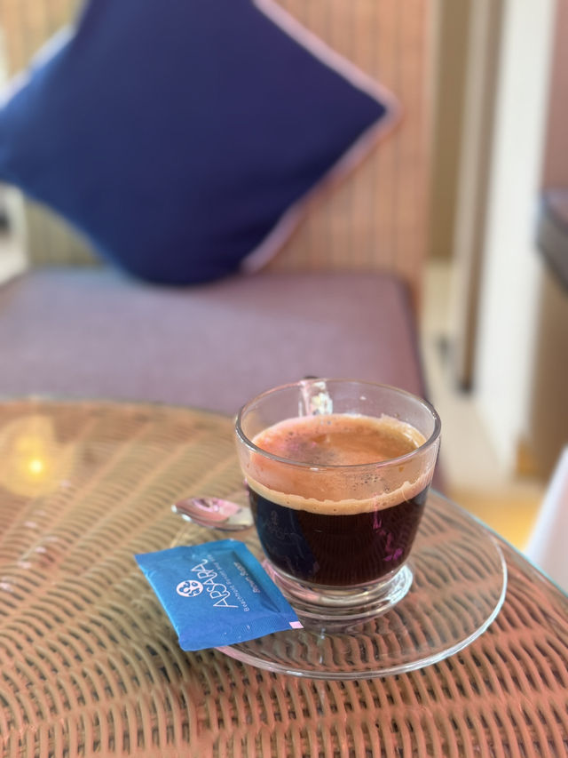 ILA Café – คาเฟ่ริมทะเลที่อบอุ่นและผ่อนคลาย ILA Café – คาเฟ่ริมทะเลที่อบอุ่นและผ่อนคลาย