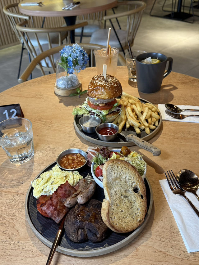 葵興必試!隱世 Season. Cafe|經典美式手打漢堡+全日早餐大滿足🍔🥗 葵興必試!隱世 Season. Cafe|經典美式手打漢堡+全日早餐大滿足🍔🥗