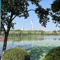 🌿 Xuanwu Lake – Nanjing’s City Oasis 🌿