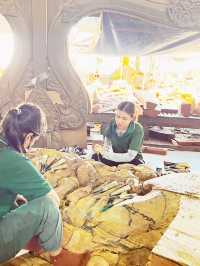 Guardians of the Temple: The Artists Preserving Thailand’s Wooden Legacy 🛠️🙏