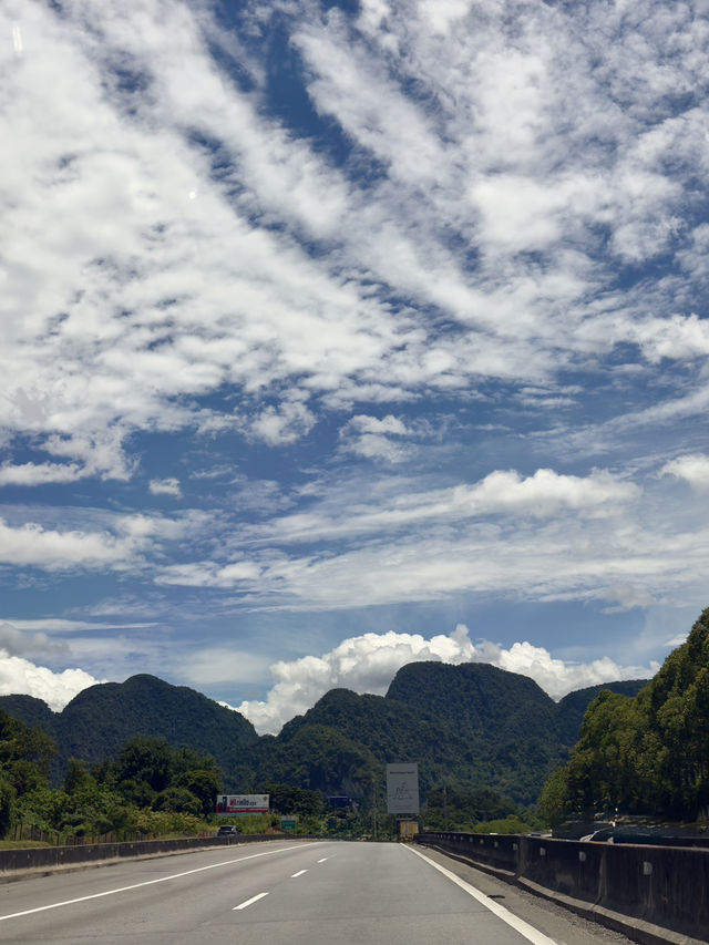 A Day in Ipoh — “Ini Pekan Orang Handsome” A Day in Ipoh — “Ini Pekan Orang Handsome”