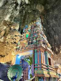夜に訪れる静寂の聖地｜Batu Caves（バトゥ洞窟）