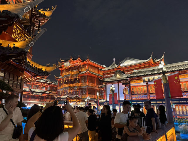 Nighttime Magic at Yu Garden: Shanghai’s Must-Visit Spot ✨🏮