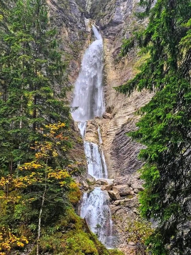 🏔️ Martuljek – A Hidden Alpine Gem of Slovenia