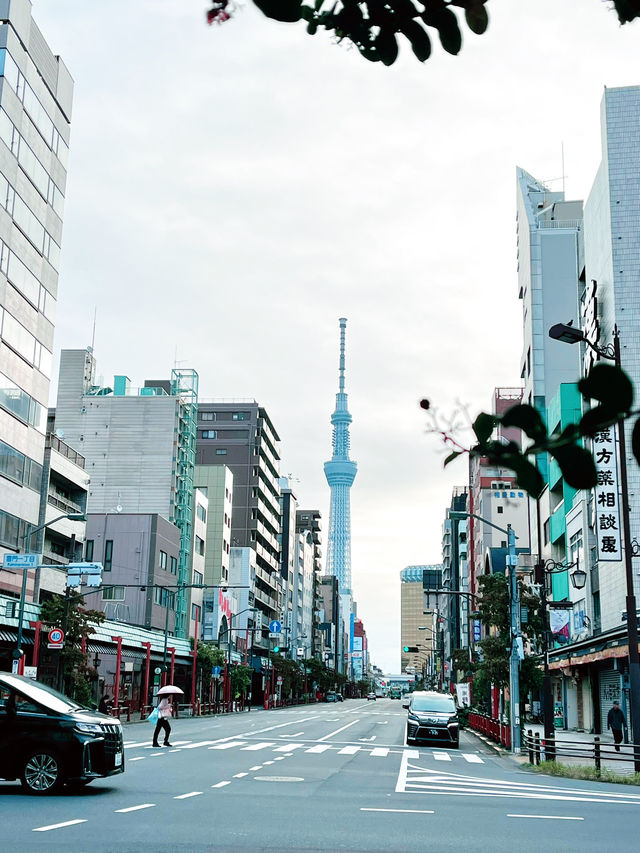 Asakusa: Must-Visit Destination with SkyTree Views and Vibrant Streets