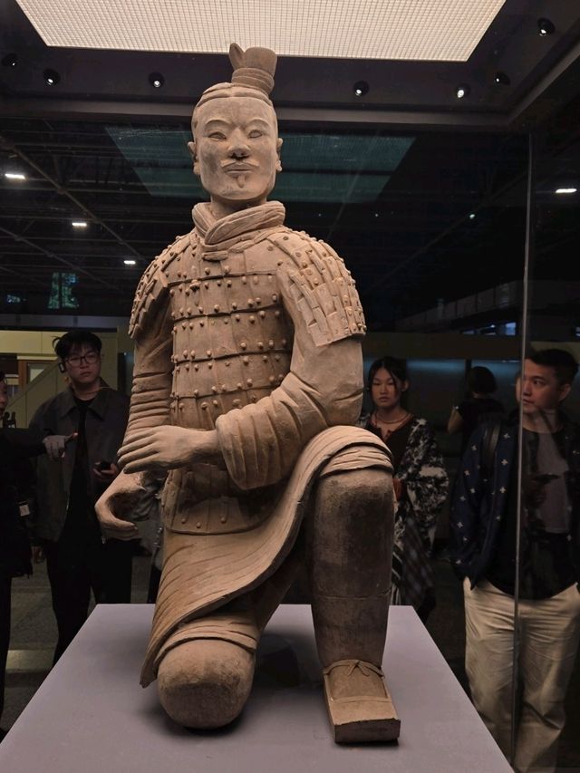 Traveling back in time to the Qin Dynasty Traveling back in time to the Qin Dynasty