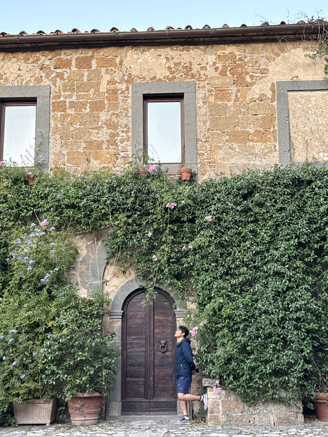 라퓨타를 닮은 하늘 위 마을, 치비타 디 바뇨레조 라퓨타를 닮은 하늘 위 마을, 치비타 디 바뇨레조