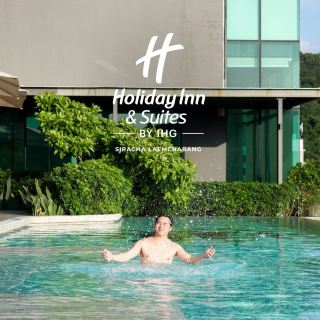 Accommodation with a good view and complete facilities in Sriracha area