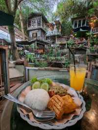 Tree house cafe Jarkata 