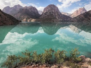 🇹🇯 Review of a trip to Tajikistan, the land of spectacular mountains in Central Asia.