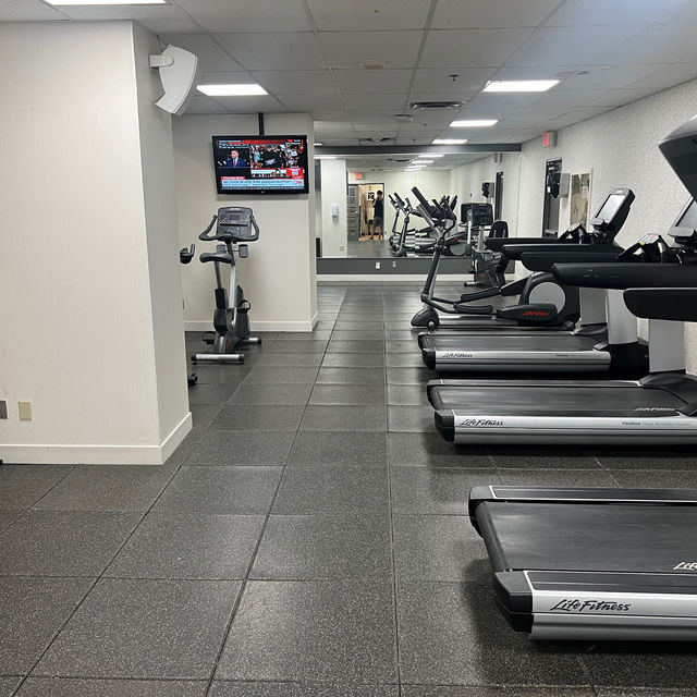 🏨 Modern Comfort at Delta Hotels Ottawa City Centre 🇨🇦