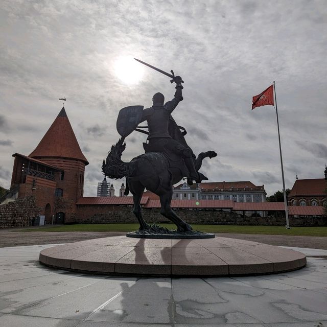 The remarkable Kaunas Castle 🏯