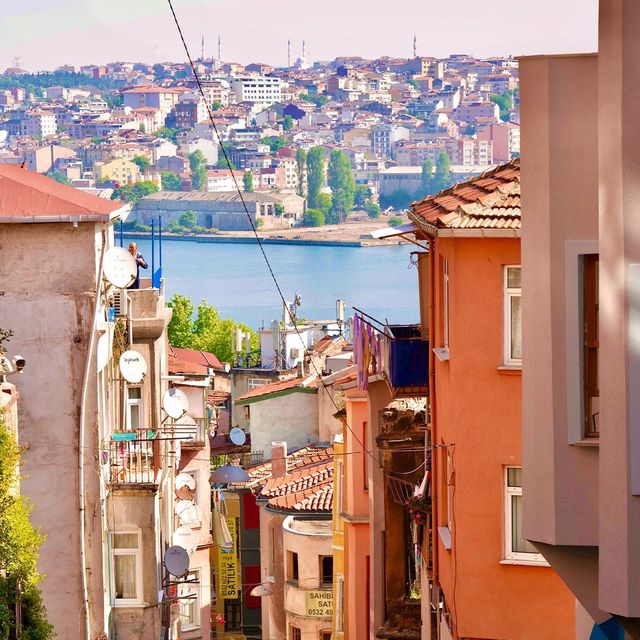 Balat - Hidden Gem of Istanbul 🌈 