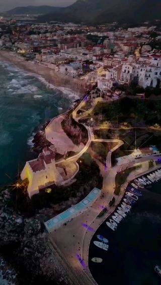 🌊 Sperlonga: A Whitewashed Pearl on the Tyrrhenian Coast 🇮🇹✨