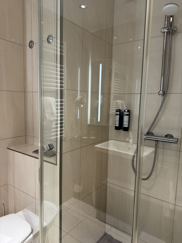 🛏️รีวิว Intercity Hotel Bonn