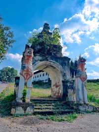 Wat Phra Bat Huai Tom — Sacred Hmong Temple in Lampang