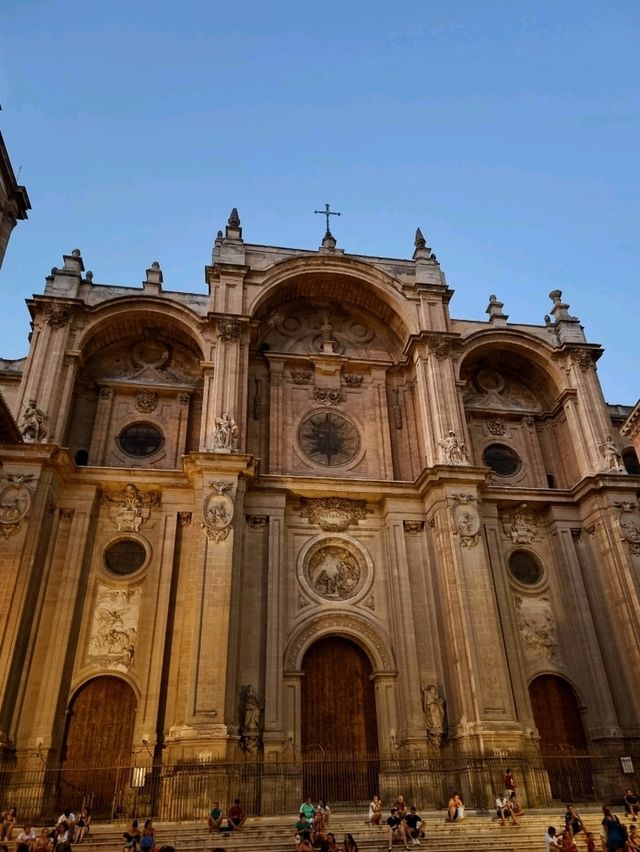 A Budget-Friendly 2-Day Trip to Granada for Under €100