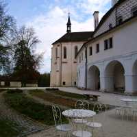 🏰✨ “Renaissance Beauty & Secrets: Březnice Castle” 🇨🇿