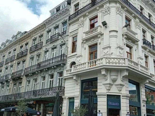 Top Attractions in Brussels 🏰🇧🇪 Top Attractions in Brussels 🏰🇧🇪