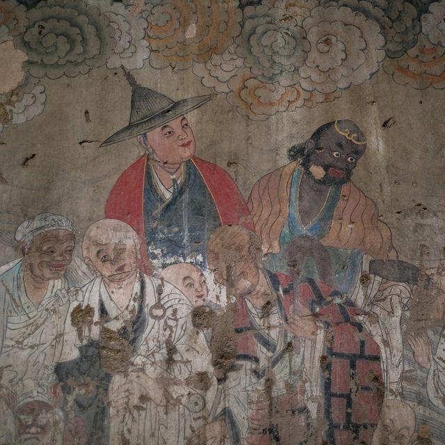 🏞️ Maijishan Grottoes Museum: Where Stone Meets Spirit