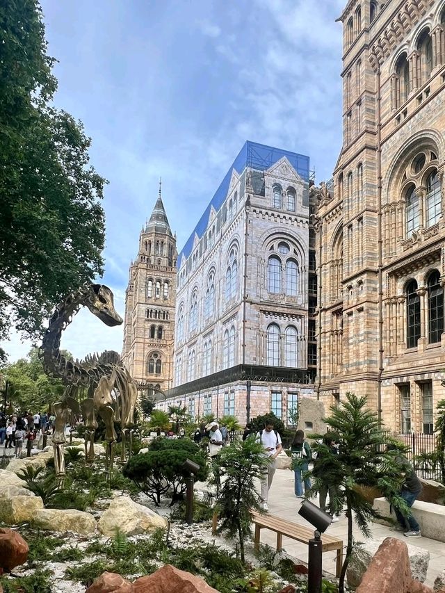 London: Eternally Worth It, Rain or Shine